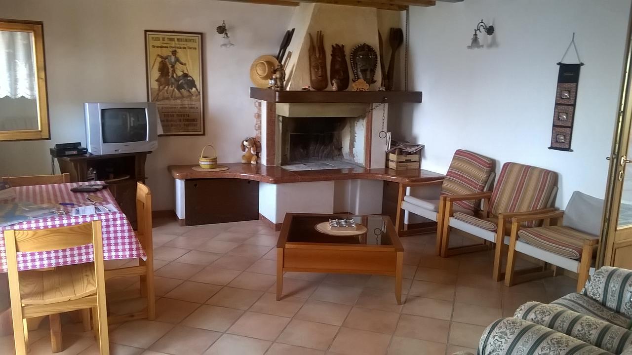 הוילה סן זנו די מונטניה Casa Rita מראה חיצוני תמונה